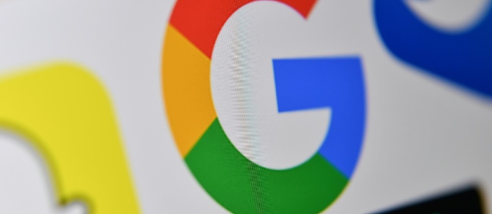 Publicite en ligne: la France sanctionne Google et le contraint a s'amender