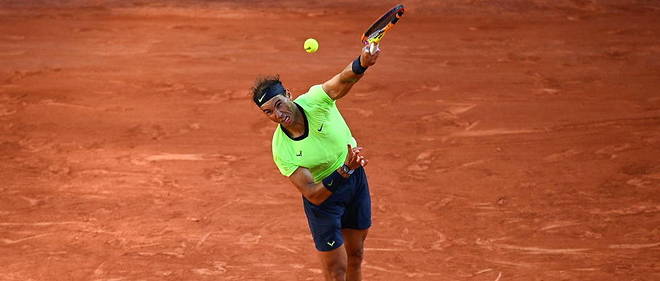 Rafael Nadal a nettement domine l'Italien Jannik Sinner, 19e mondial (7-5, 6-3, 6-0), pour rallier les quarts de finale de Roland-Garros.
