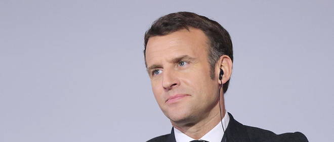 Emmanuel Macron poursuit son tour de France mardi et se rend dans la Drome pour rencontrer des restaurateurs.
