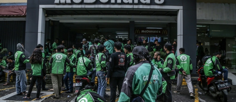 Indonesie: ruee sur le menu "BTS" de McDo, 13 restaurants ferment par peur du Covid