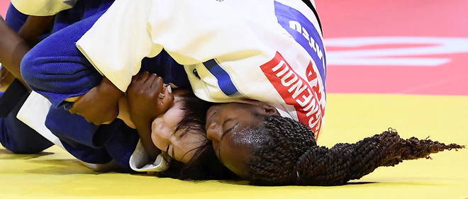 En devenant championne du monde, Clarisse Agbegnenou a offert sa premiere medaille a la France aux Mondiaux de Judo de Budapest.

