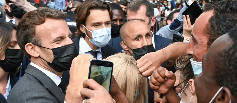 Gifle a Macron : 18 mois de prison requis contre l'auteur