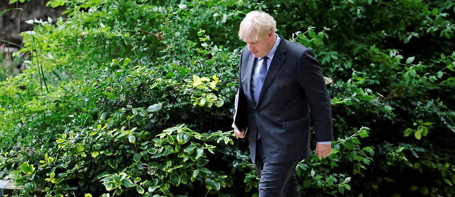 Boris Johnson a repousse de quatre semaines la levee des dernieres restrictions en Angleterre.
