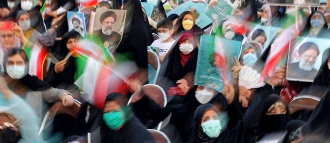 L'Iran elit son president vendredi, l'ultraconservateur Raissi favori