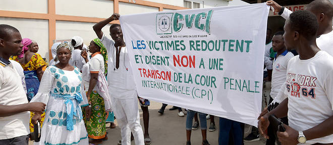 Le Collectif des victimes en Cote d'Ivoire (CVCI), qui reunit pres de 16 000 membres, a deja initie une serie de manifestations, depuis la mi-mai.
