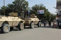 Les talibans contr&ocirc;lent la principale route de sortie afghane vers le Tadjikistan
