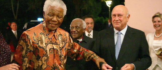 Nelson Mandela, Desmond Tutu et Frederik De Klerk ont ete des acteurs de toute premiere importance dans l'abolition de l'apartheid. 
