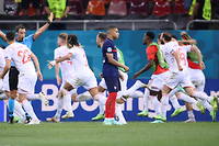 Kylian Mbappé a manqué le cinquième tir au but de l'équipe de France, éliminée par la Suisse en huitième de finale de l'Euro 2020 après un match nul 3-3 à la fin des prolongations.
