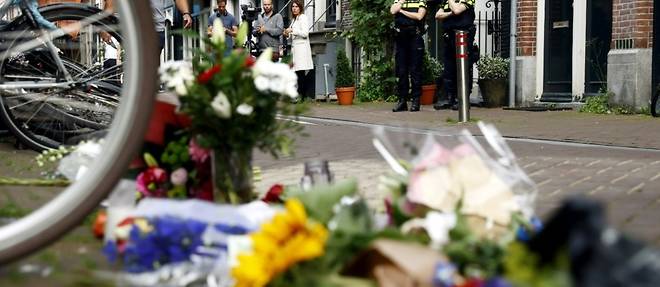 Un journaliste grievement blesse par balles a Amsterdam, "crime contre la liberte de la presse"
