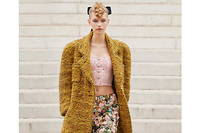            Chanel celebre les muses et les musees dans un palais Galliera reenchante pour sa collection haute couture automne-hiver 2021/2022.
