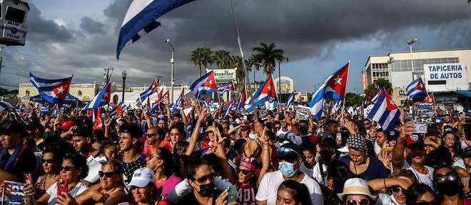 La communaute cubaine a manifeste a Miami.
