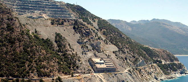 L'usine d'amiante de Canari, au cap Corse.