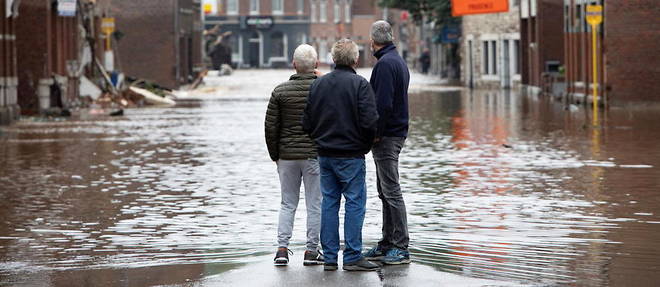 La Belgique decouvre les degats apres des inondations exceptionnelles.
