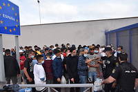 L'Espagne a accusé le Maroc de « chantage » pour avoir permis à un nombre record de 8 000 migrants d'atteindre l'enclave espagnole nord-africaine de Ceuta, déclenchant une crise diplomatique entre les deux pays.
