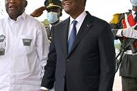 En C&ocirc;te d'Ivoire, accolade et sourires entre les anciens rivaux Gbagbo et Ouattara