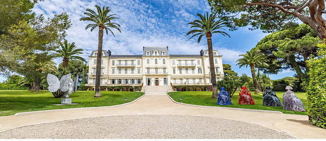 L'hotel du Cap-Eden-Roc, un palace charge d'histoire tres prise par les stars de Hollywood.
