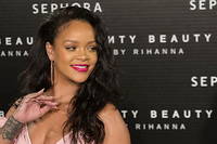 Rihanna entre dans le club des milliardaires