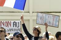 Manifestations h&eacute;t&eacute;rog&egrave;nes contre le pass sanitaire en France pour le 4e week-end cons&eacute;cutif