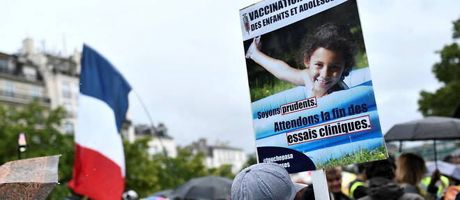 Les enfants et adolescents sont mis en avant pour lutter contre la vaccination.
