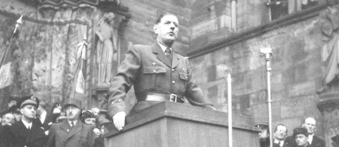 A Strasbourg, le 7 avril 1947, le general de Gaulle annonce la creation du Rassemblement du peuple francais (RPF).
