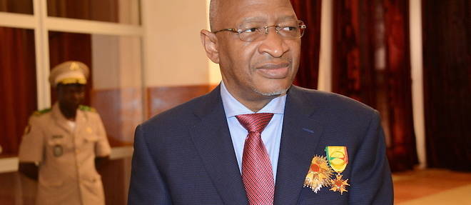 L'ex-Premier ministre d'IBK a ete ecroue sur ordre de la chambre d'accusation de la Cour supreme du Mali.
L'ex-Premier ministre d'IBK a ete ecroue sur ordre de la chambre d'accusation de la Cour supreme du Mali.