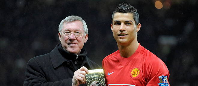 Cristiano Ronaldo aurait ete conseille par sir Alex Ferguson, son mentor, pour son retour a Manchester United.
