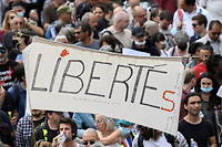 Anti-pass sanitaire&nbsp;: pr&egrave;s de 160&nbsp;000 manifestants en France