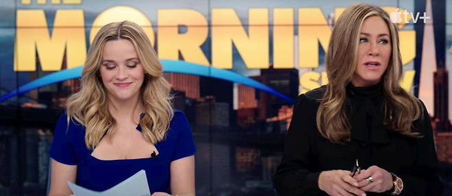 Reese Witherspoon et Jennifer Aniston dans The Morning Show.
