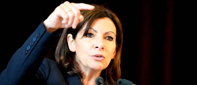 La maire de Paris, Anne Hidalgo, devrait annoncer sa candidature a l'election presidentielle de 2022 ce dimanche a Rouen. 
