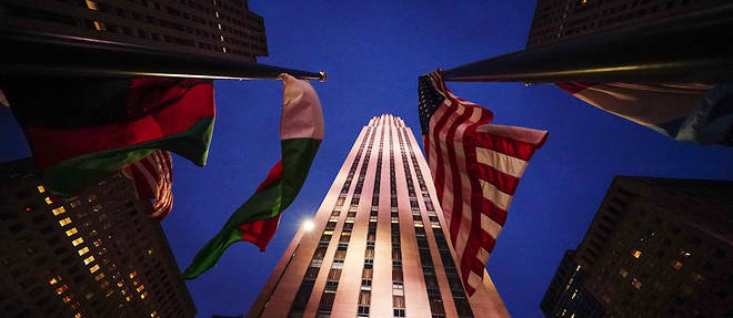 Le Rockefeller Center, a New York, construit par le magnat du petrole John Davidson Rockefeller dans les annees 1930.
