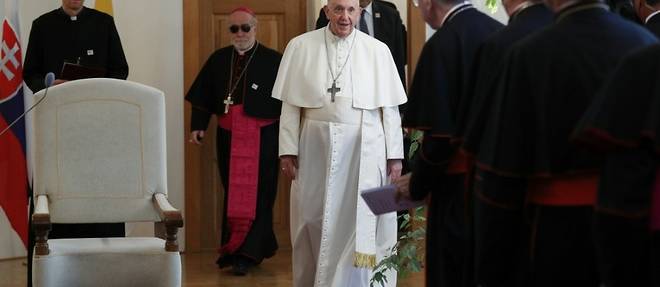 Dans la Hongrie d'Orban, le pape prone "l'ouverture" aux autres