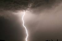 Orages: pluies record dans le Gard, une personne port&eacute;e disparue