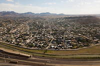 La frontière entre les États-Unis et le Mexique au niveau de El Paso et Ciudad Juarez.
