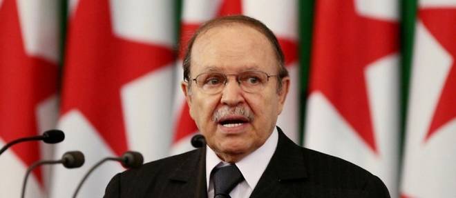 La quete du mandat de trop, le 5e, a precipite la fin de la presidence d'Abdelaziz Bouteflika dans le chaos.