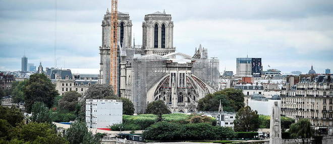 Emmanuel Macron avait promis que la cathedrale serait reconstruite en cinq ans.
