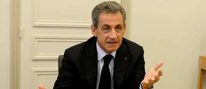 Nicolas Sarkozy dans ses bureaux de la rue de Miromesnil.
