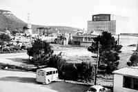 La centrale nucleaire de Marcoule en 1956.

