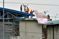 Equateur: des policiers attaqu&eacute;s par balles dans la prison de Guayaquil