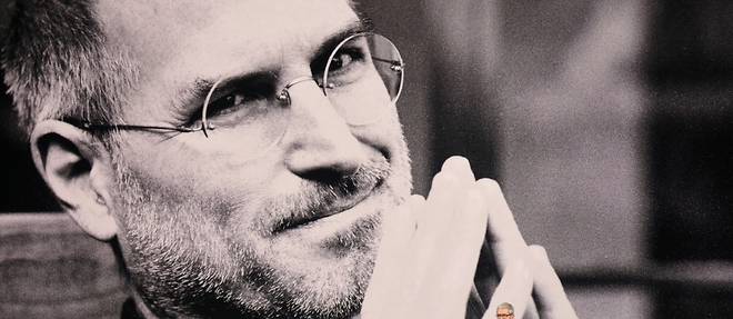 Apple, dix ans apres la mort de Steve Jobs, de la magie a la machine a profits