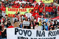 Manifestations dans tout le Br&eacute;sil pour la destitution du pr&eacute;sident Bolsonaro