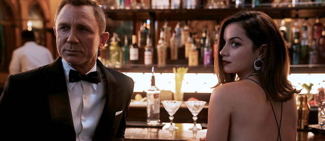 James Bond (Daniel Craig) et Paloma (Ana de Armas) dans << No time to Die >>

