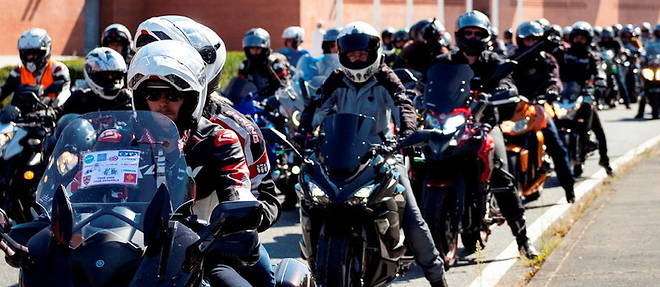 Manifestation de motards a Toulouse, le 4 septembre, contre la loi imposant le controle technique aux deux-roues.