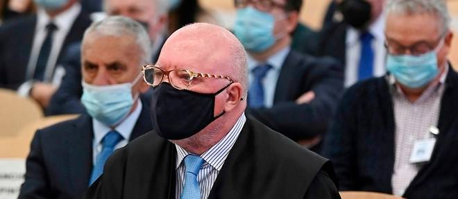 Espagne: un ex-commissaire sulfureux dit etre l'"ennemi a abattre" au debut de son proces Espagne: un ex-commissaire sulfureux dit etre l'"ennemi a abattre" au debut de son proces