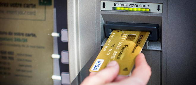 Un Francais sur deux se dit en decouvert bancaire une fois par an, et un sur cinq une fois par mois (photo d'illustration).
