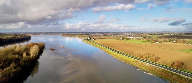 Bientot un parlement de Loire, qui donnerait une personnalite juridique au fleuve ?
