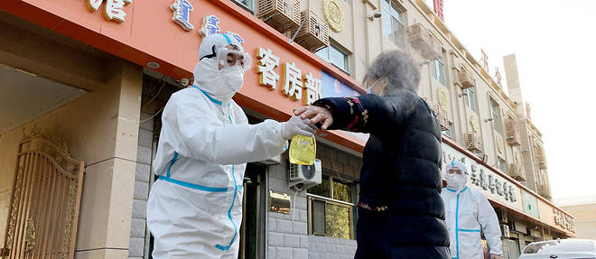 Au total, sur la trentaine de provinces que compte le geant asiatique, quatorze provinces sont particulierement touchees par le virus, dont Pekin affecte il y a une dizaine de jours. 
