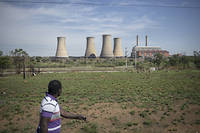 L'Afrique du Sud, le pays le plus industrialisé du continent, éprouve de grandes difficultés à satisfaire ses besoins en énergie. 
