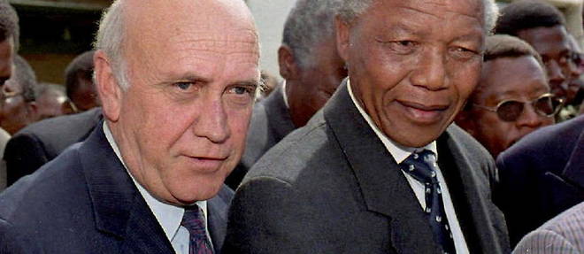 Principal acteur du cote du Parti national du demantelement de l'apartheid, Frederik de Klerk laisse un bilan ambivalent bien qu'il ait ete co-recipiendaire du prix Nobel de la paix 1993 avec Nelson Mandela devenu premier president noir d'Afrique du Sud. 
