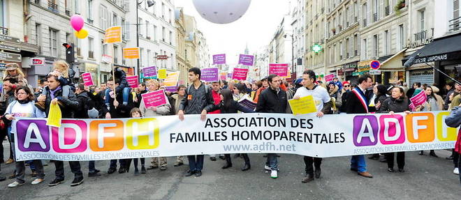 L'Association des familles homoparentales, le 16 decembre 2012, lors d'une manifestation pour le mariage pour tous.

