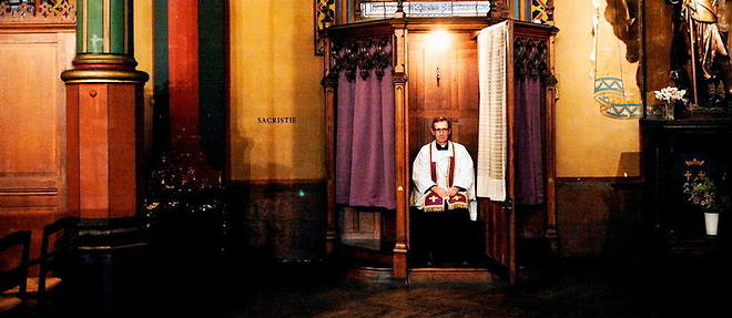 Confession avec le pere Julien Durodie, a l'eglise Saint-Eugene, rue Sainte-Cecile, dans le 9e arrondissement de Paris.